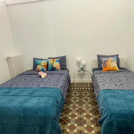 Hostel Oasis - La Rambla